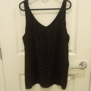 Black Tank Top Lips Design with Wide Straps and V-Neckline